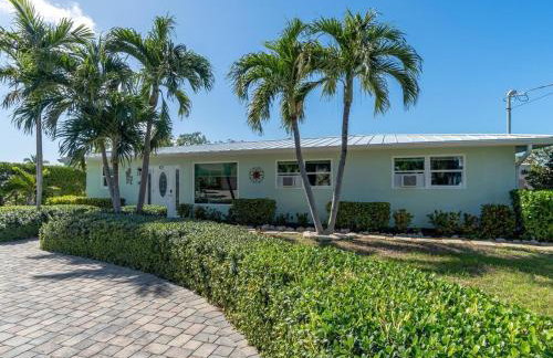 Tiki Time - Waterfront Pool Home, 65` Dock , Direct Ocean Access! - Foto 35