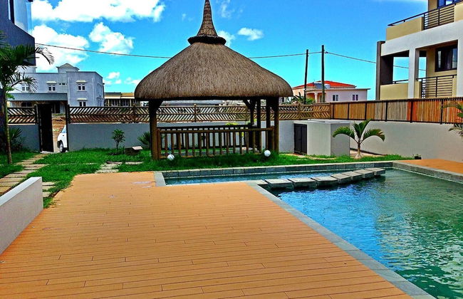 Sugareef 3-bed Apartment in Flic en Flac - Photo 1