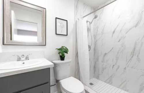 5 Mins to DT Alhambra - Homey 2BR Apt 4A - Foto 1