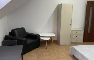 Noclegi w rynku - Foto 7