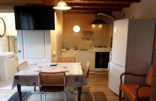 Studio-appartement et chambre à proximité d'une maison de Maître de 1904 - Photo 7