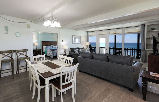 Beachfront Retreat - Photo 30