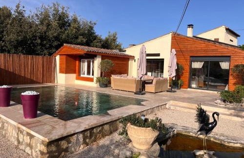 VILLA avec VUE MAGNIFIQUE -entièrement climatisée - piscine - Foto 1