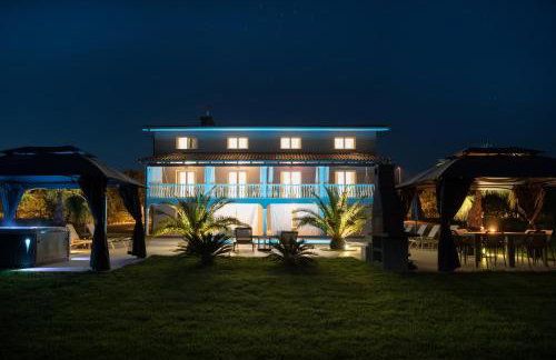 Villa Esea: Poolside Paradise & Relaxing Retreats - Foto 47