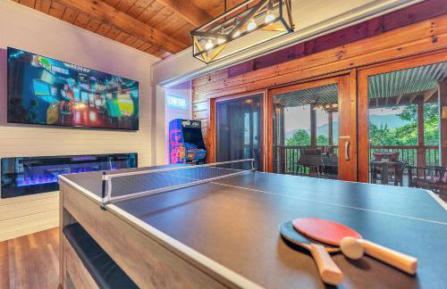 Family Chalet With Sauna, HotTub, Heavenly Views! Mins to Downtown! - Foto 63