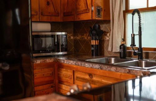 Lakeside Haven with Jacuzzi and Games - Foto 44