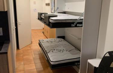 RÉSID'AZUR APPARTEMENT T2-PMR- Piscine privée - Foto 25