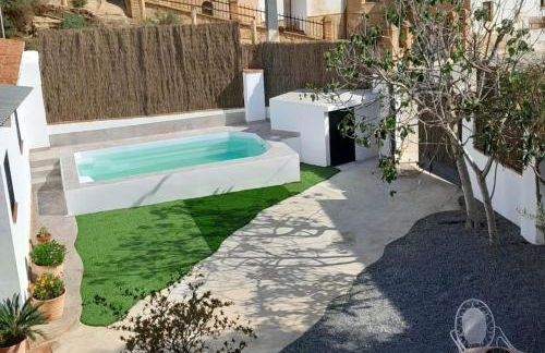 Cueva de la Higuera - Photo 28