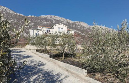 Three-Bedroom Apartment In Gata - Foto 1