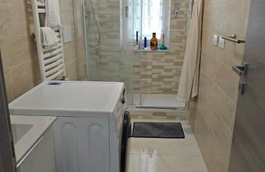 Genova Metro Apartment - Foto 15