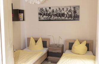 Ferienwohnungen Vogelnest zentral in Mühlhausen mit Pool - Foto 15