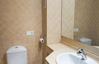 Beach side apartment La Duquesa - Photo 20