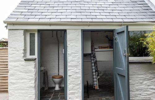Boutique Family Friendly Home Wadebridge Cornwall, 2 living rooms, superking beds, garden, parking for 3 cars - Foto 68