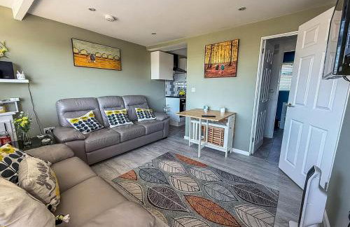 Lovely Chalet With Free Wi-Fi At Green Farm Park, Norfolk Ref 43395G - Foto 4