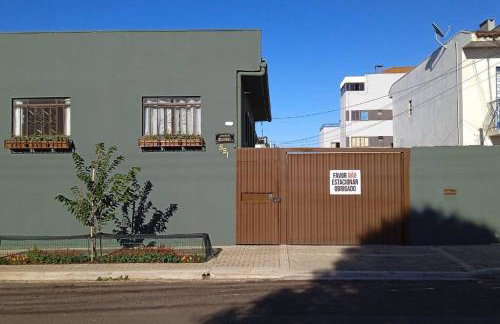 Apto 10: sala/cozinha,1quarto(ar e 2 camas)c/garag - Foto 20