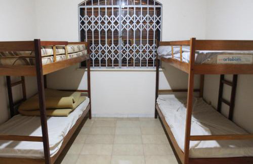 Casa muito espaçosa privativa com Piscina, Churrasqueira e área gourmet - Foto 29