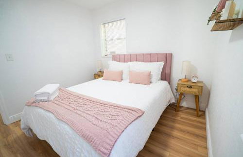 Tranquil and Sunny 4BR Getaway Home - Foto 32