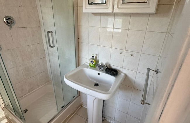 3BR Home Near Hounslow West Tube Station - Foto 15