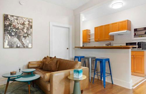 Chic 1-BR Loft Nestled Between Dupont & Logan - Foto 7