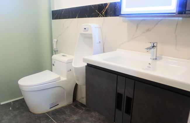 Aurora Villas and Cabin Resort - Photo 24