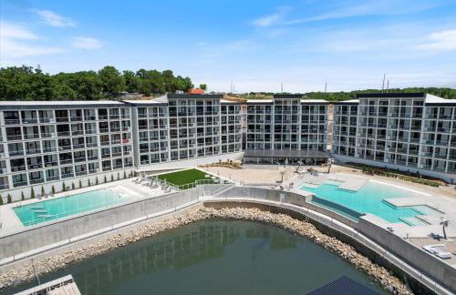 Upscale Lakeside Condo with Extraordinary Amenities at Topsider in Osage Beach 19mm - Photo 67