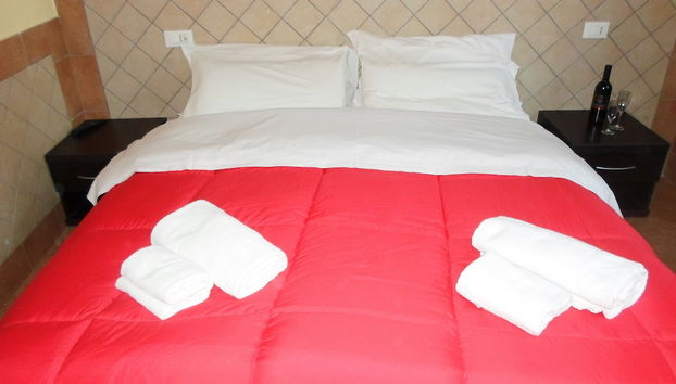 Alex Romano - Foto 5, Habitación