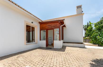 Bright 3BDR House with Pool by Lovelystay - Foto 6