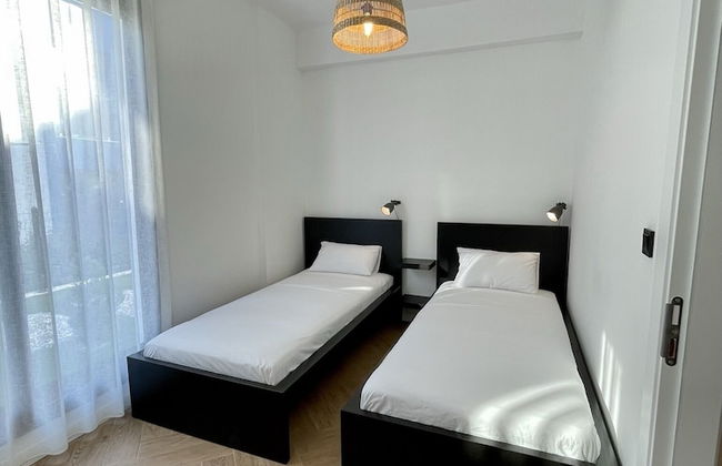 OlivAparts - Photo 16