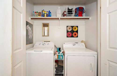 Majestic Home in Summer Oaks - Foto 31