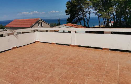 Apartment Appartement Porat in Ugljan mit Garten und Terrasse by Interhome - Photo 7