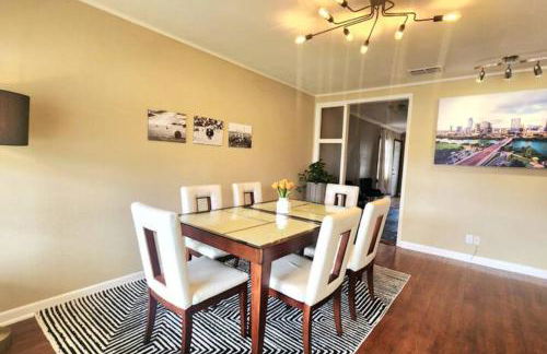 A Rare find - Bright, Warm, Charming Central Austin Home - Photo 3