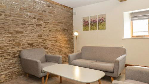 Larch Bed Cottage - Photo 4