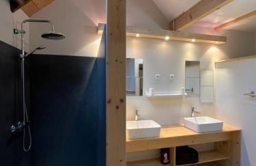 Spacious town house in the center of le Bourg d'Oisans - Photo 25