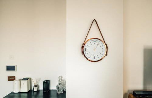 LUXURY 3 Bed 3 Bath Apartment in Central London - Photo 53