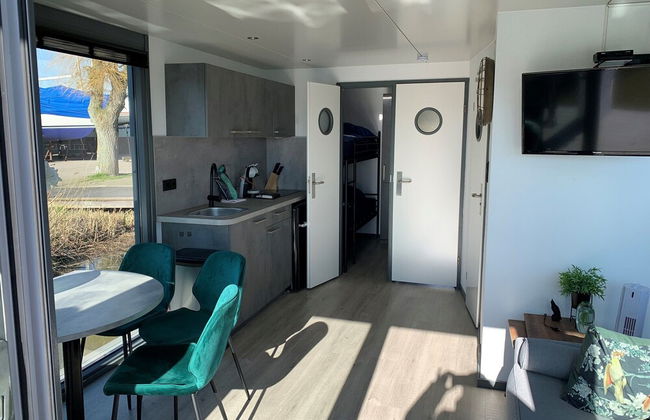 Waterfront Houseboat Near the Centre - Foto 7