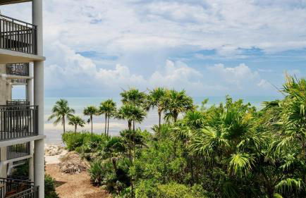 Shang Ri La by Last Key Realty - Foto 15