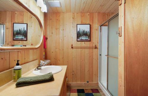 Beartooth Lodge with Hot Tub and Stuart Falls Views - Foto 37