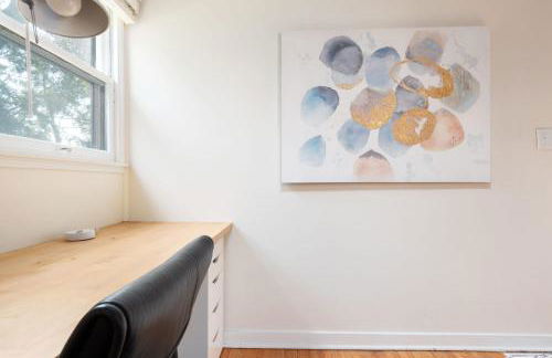 Peaceful Gem HotTub Fenced Yard & Near Downtown - Foto 11