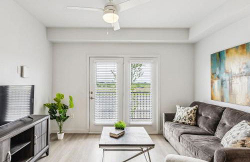 Luxury Pool Home, Mins To Hospitals, Gym - Foto 39