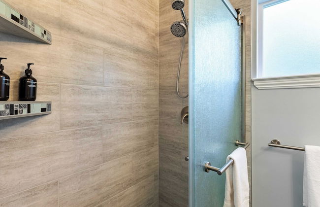 Modern Sonoma Stay w/ Spacious Deck, Views & Prime Location Bennett - Foto 32