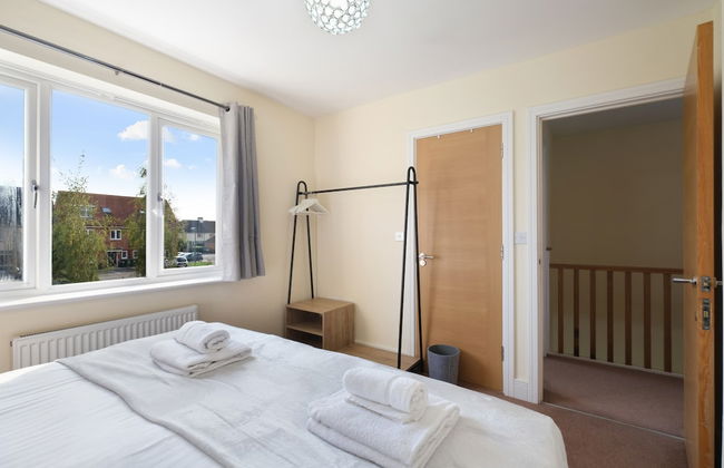 London Heathrow Living Holywell Serviced Houses - Photo 58