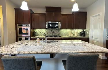 Amazing Lincoln Home with Pool and Hot Tub - Foto 23