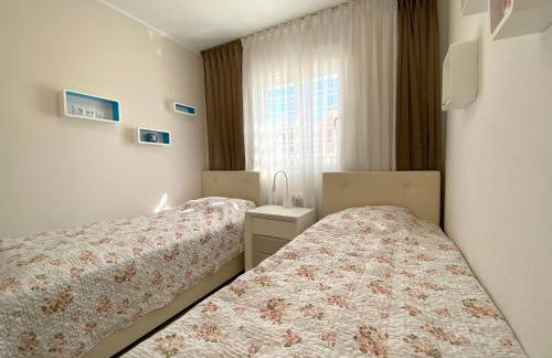 VISTA AZUL - Punta Prima - SPA y Piscina - Foto 31