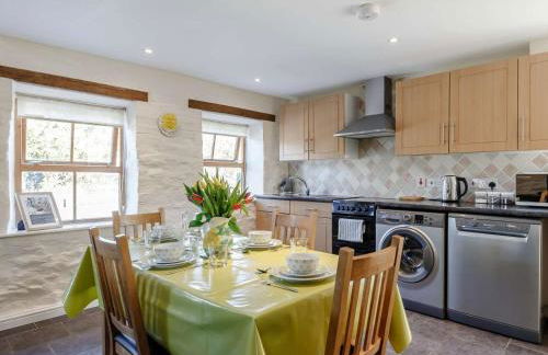 2 Bed in Cambrose oc-forgm - Photo 7