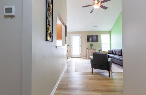 Family & Couples King Suite Home Near Lake Norman State Park & 30 mins from Charlotte - Foto 10