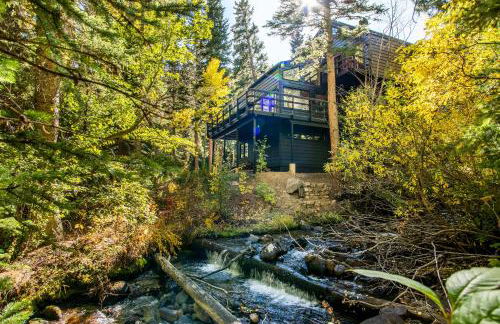 Tranquil Dumont Home with Creek and Mtn Views! - Foto 1