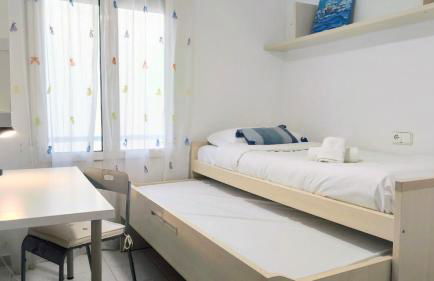 Seafront House,Sea Views,Pool and BBQ, Airport 10 mns - Photo 47