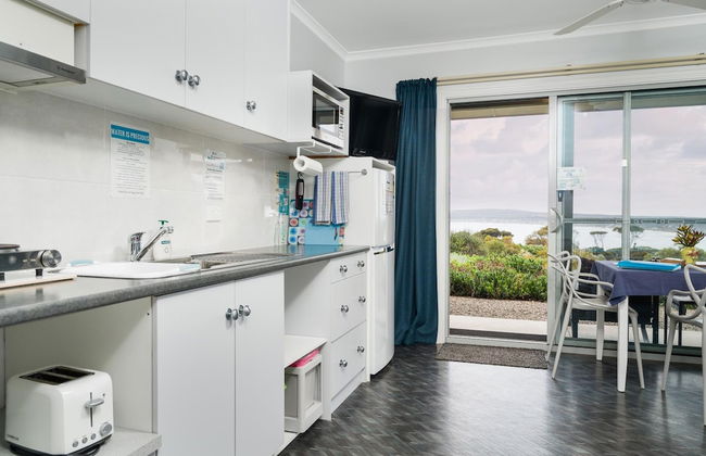 Emu Bay Holiday Homes - Photo 46