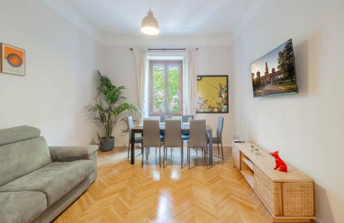 Velvet & Marble - Stylish Luxury City Center Apartment - Photo 27