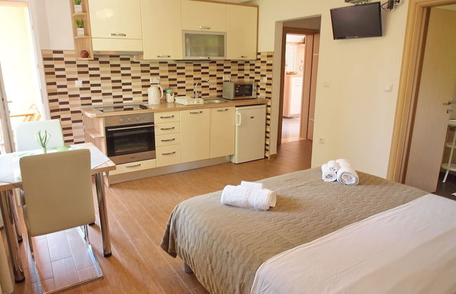 Apartments Villa Rea Orebic - Photo 6